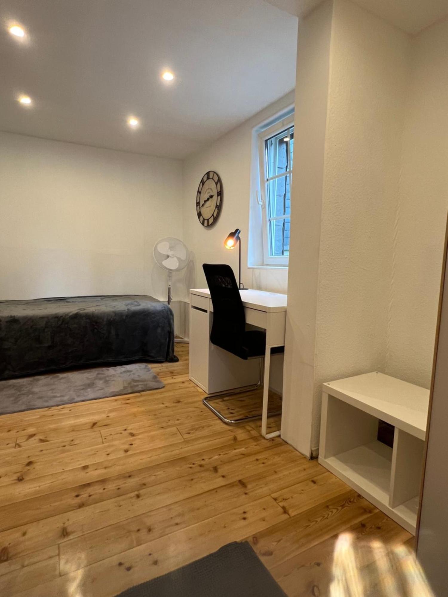 Mehrere Zimmer In Erster Lage Siegen Exterior foto